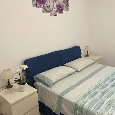 Fiorita Apartment